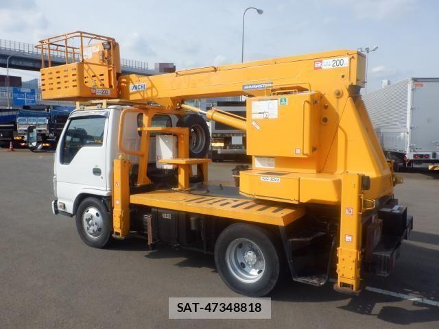 Isuzu ELF TRUCK 2010-06 8335704-6