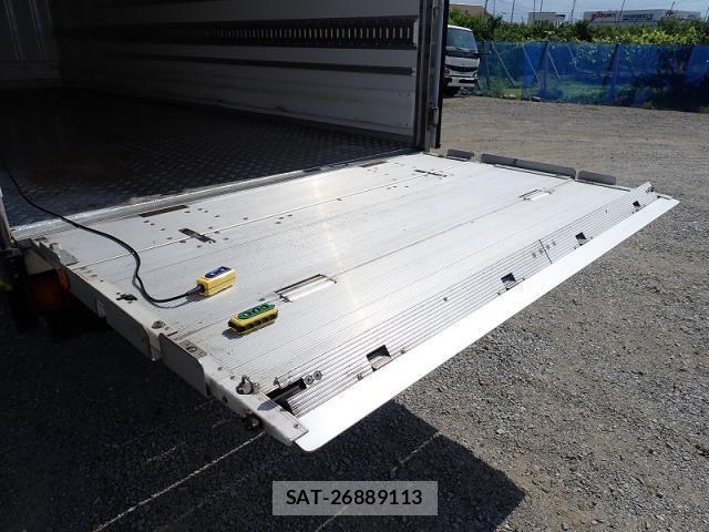 Isuzu ELF TRUCK 2024-02 8335681-10