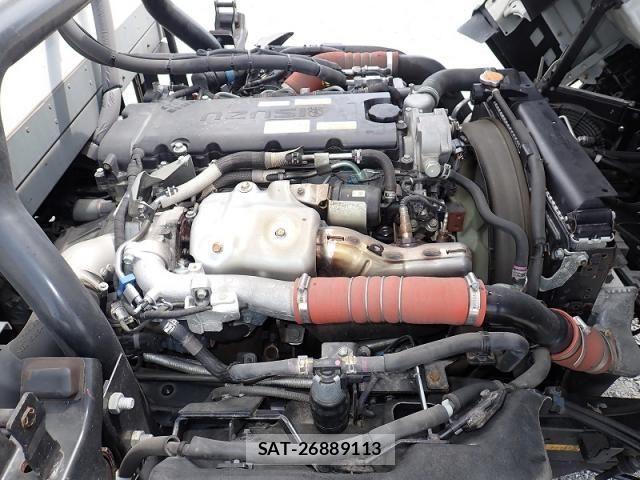 Isuzu ELF TRUCK 2024-02 8335681-25