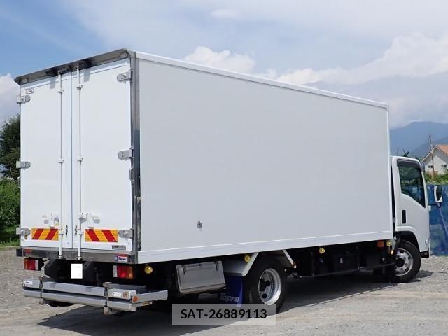 Isuzu ELF TRUCK 2024-02 8335681-2