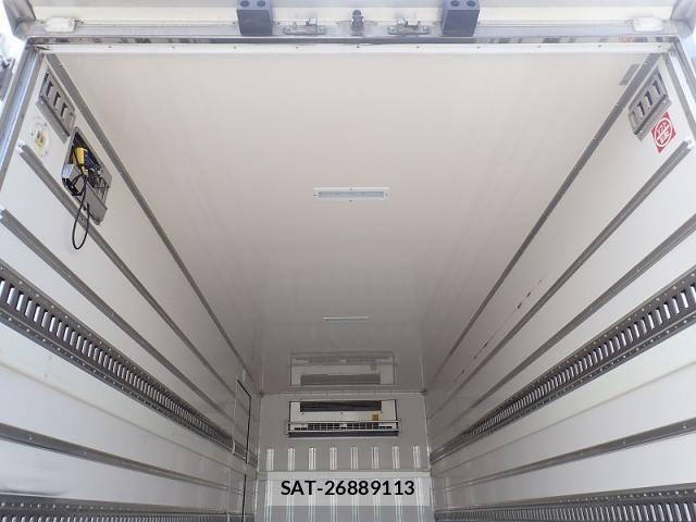 Isuzu ELF TRUCK 2024-02 8335681-8