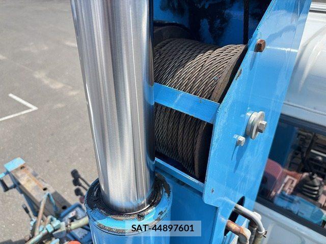 Isuzu ELF TRUCK 1992-04 8335695-10