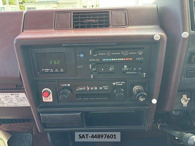 Isuzu ELF TRUCK 1992-04 8335695-19