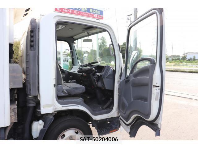 Isuzu ELF TRUCK 2012-06 8335710-13