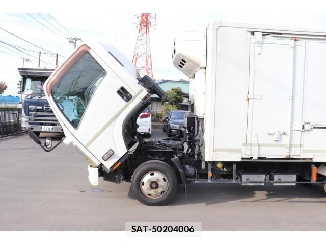 Isuzu ELF TRUCK 2012-06 8335710-18