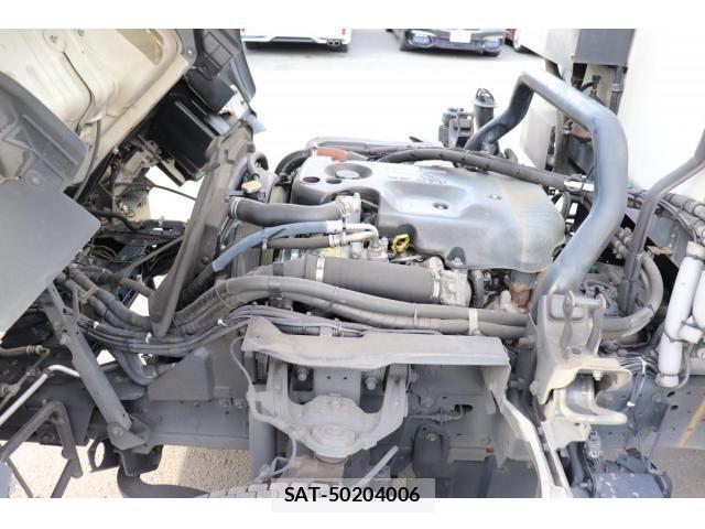 Isuzu ELF TRUCK 2012-06 8335710-19