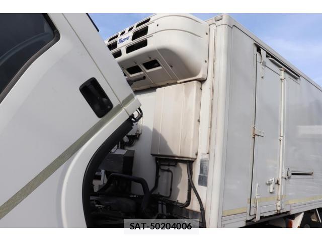Isuzu ELF TRUCK 2012-06 8335710-21