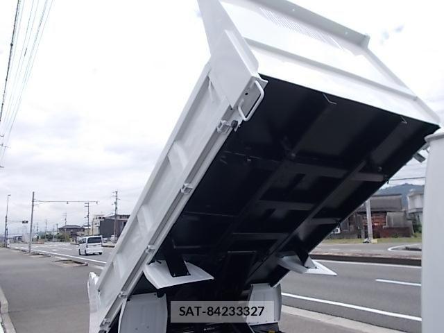 Isuzu ELF TRUCK 2020-03 8335687-16