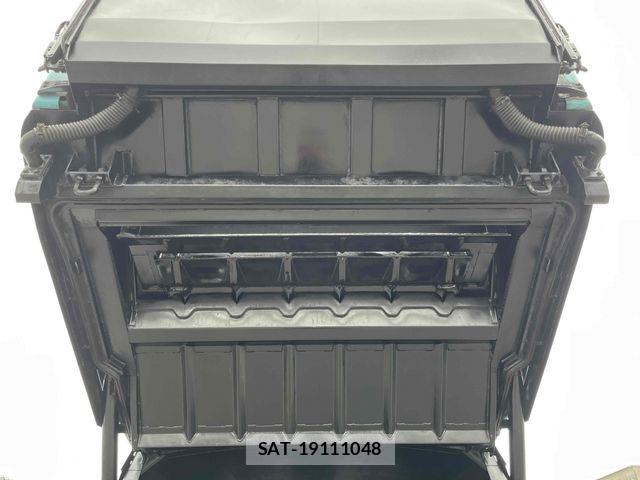 Isuzu ELF TRUCK 2014-08 8335694-15