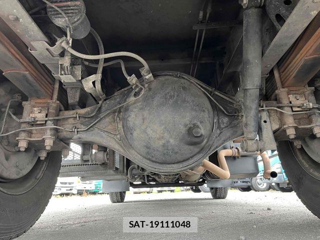 Isuzu ELF TRUCK 2014-08 8335694-26