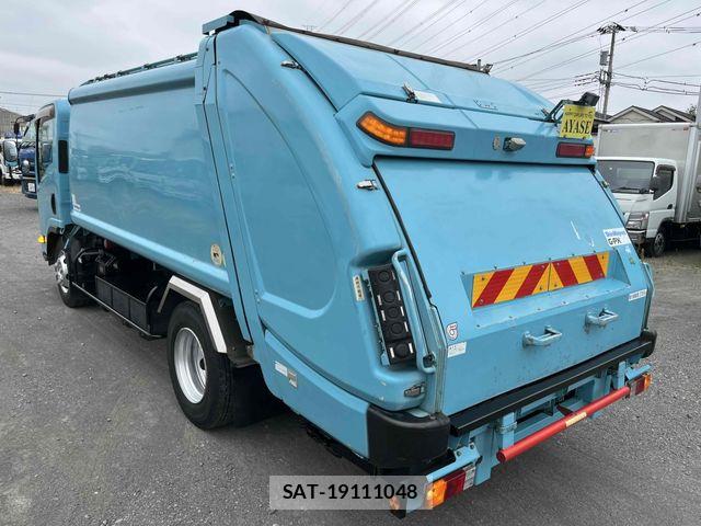Isuzu ELF TRUCK 2014-08 8335694-3