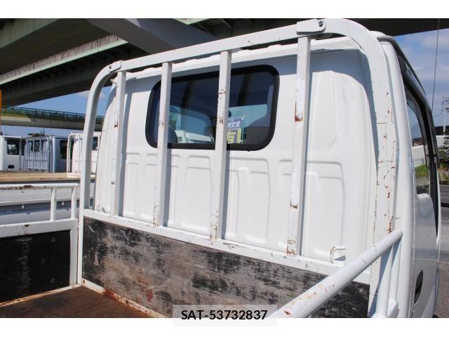 Isuzu ELF TRUCK 2010-05 8335709-12