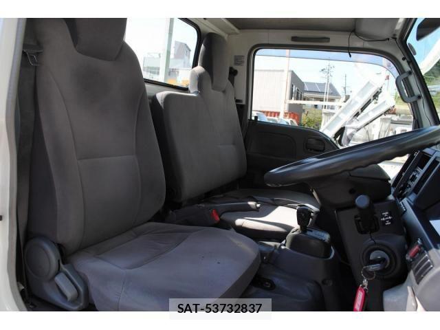 Isuzu ELF TRUCK 2010-05 8335709-27
