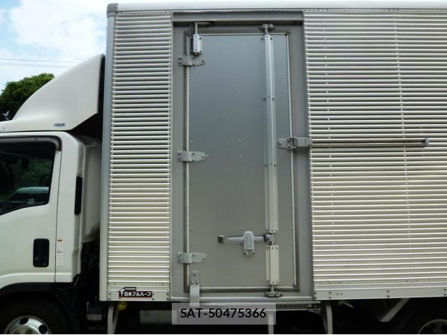 Isuzu ELF TRUCK 2023-06 8335680-8