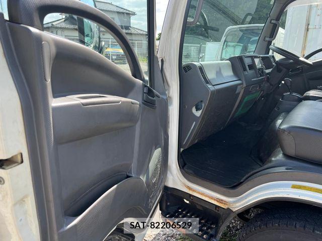 Isuzu ELF TRUCK 2015-08 8335712-11