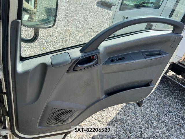 Isuzu ELF TRUCK 2015-08 8335712-12