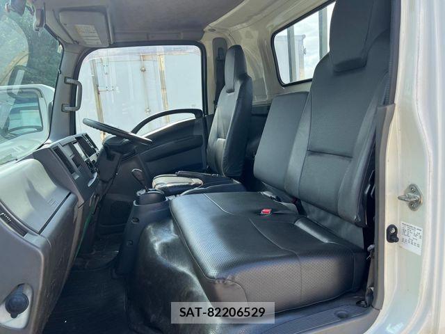 Isuzu ELF TRUCK 2015-08 8335712-6