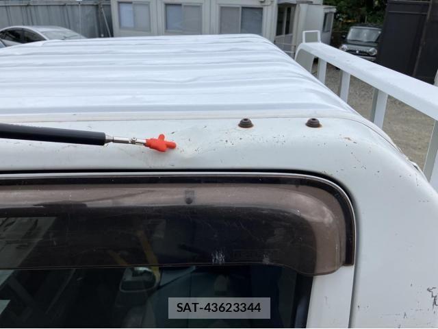 Isuzu ELF TRUCK 2018-06 8335701-24