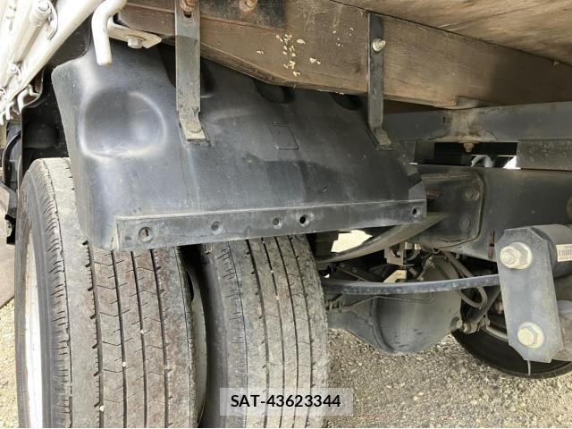 Isuzu ELF TRUCK 2018-06 8335701-26