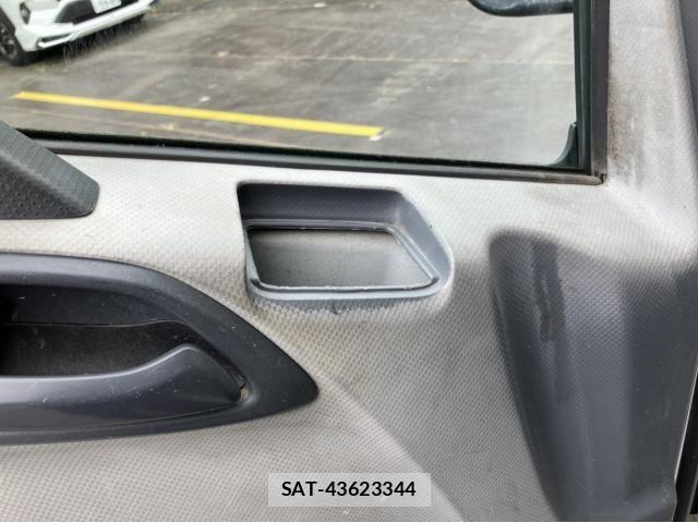 Isuzu ELF TRUCK 2018-06 8335701-29