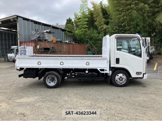 Isuzu ELF TRUCK 2018-06 8335701-7