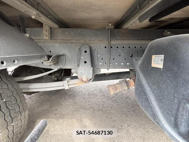 Isuzu ELF TRUCK 2015-06 8335698-24