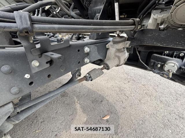 Isuzu ELF TRUCK 2015-06 8335698-28