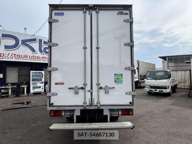 Isuzu ELF TRUCK 2015-06 8335698-5