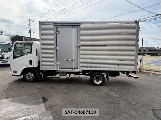 Isuzu ELF TRUCK 2015-06 8335698-7