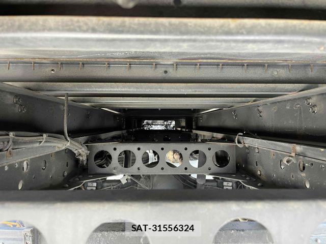 Isuzu ELF TRUCK 2015-12 8335699-12