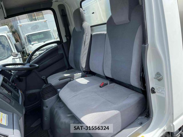 Isuzu ELF TRUCK 2015-12 8335699-23