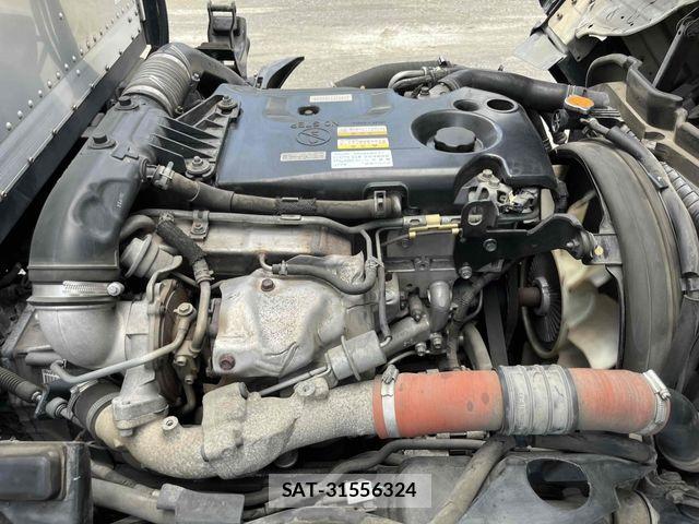 Isuzu ELF TRUCK 2015-12 8335699-24