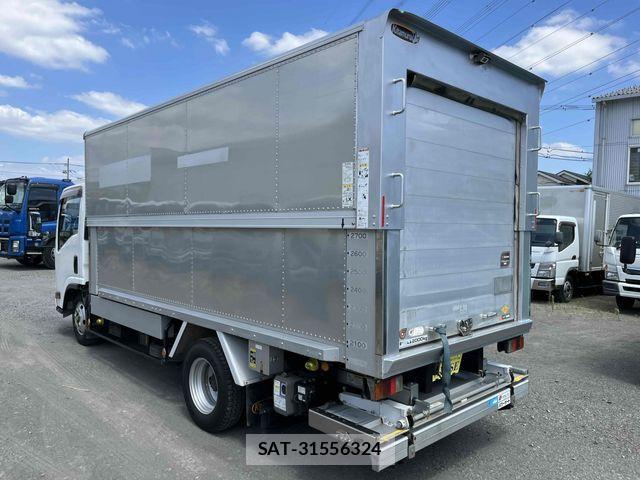 Isuzu ELF TRUCK 2015-12 8335699-3