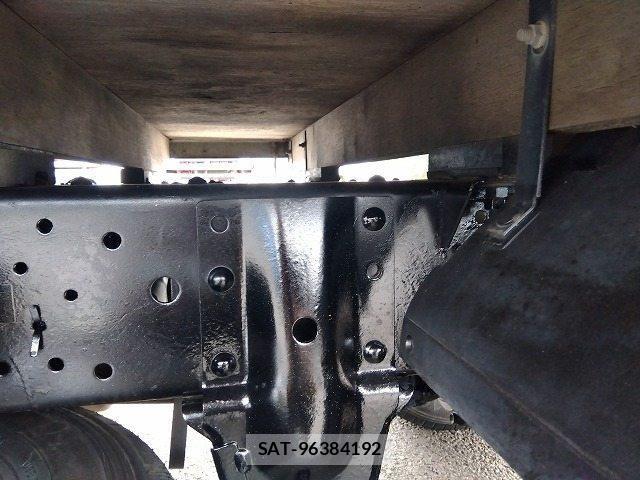 Isuzu ELF TRUCK 2015-08 8335702-20