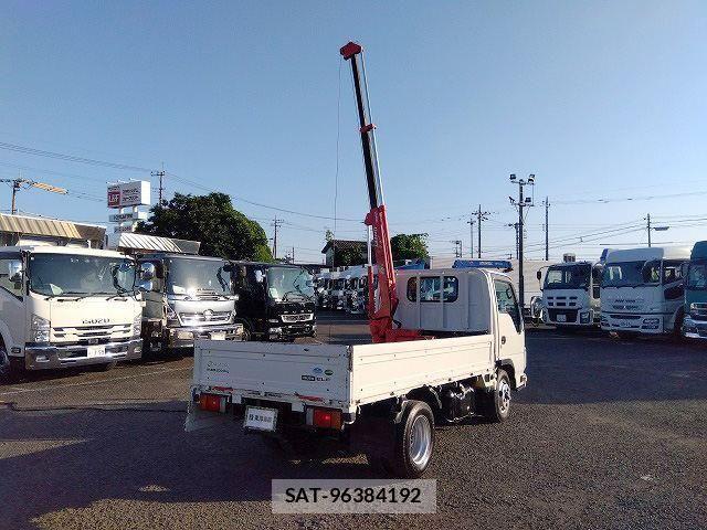 Isuzu ELF TRUCK 2015-08 8335702-7
