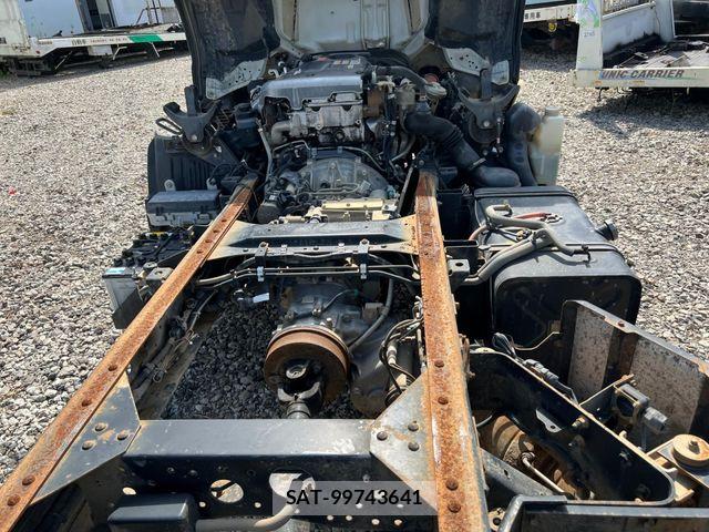 Isuzu ELF TRUCK 2013-07 8335713-19