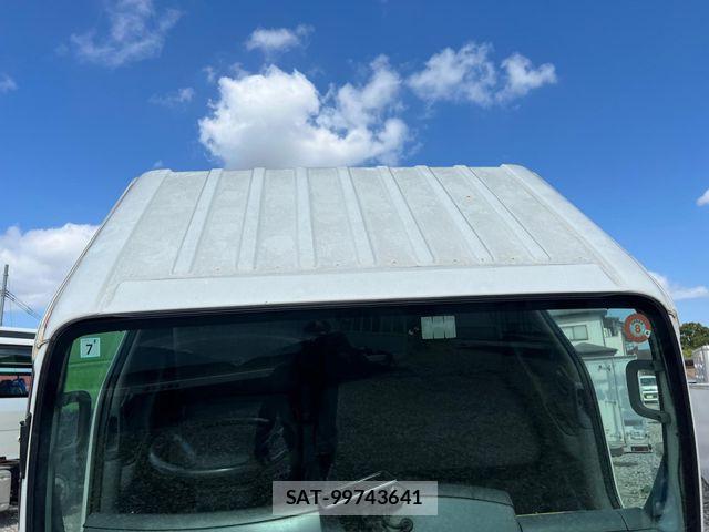 Isuzu ELF TRUCK 2013-07 8335713-5