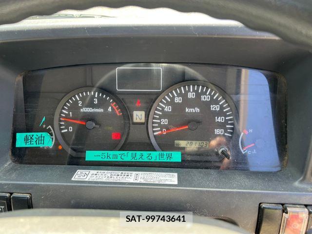 Isuzu ELF TRUCK 2013-07 8335713-8