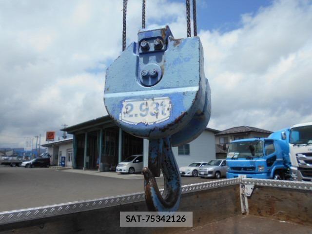 Isuzu ELF TRUCK 2003-03 8335684-11