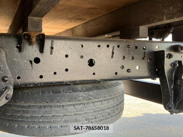 Isuzu ELF TRUCK 2013-07 8335706-10