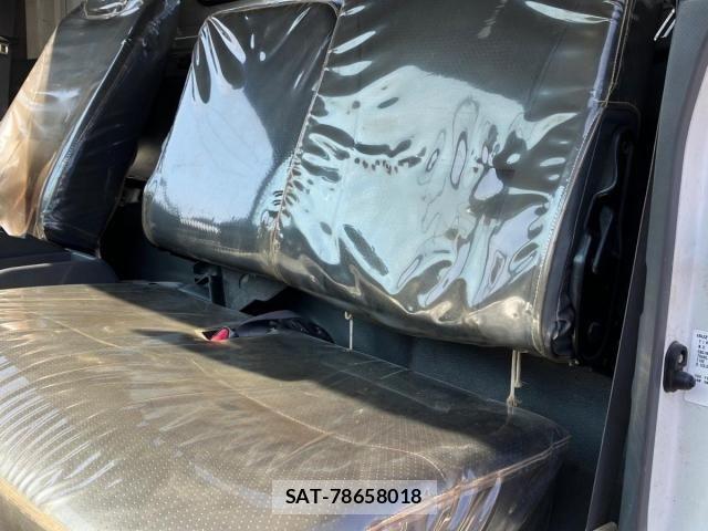 Isuzu ELF TRUCK 2013-07 8335706-16
