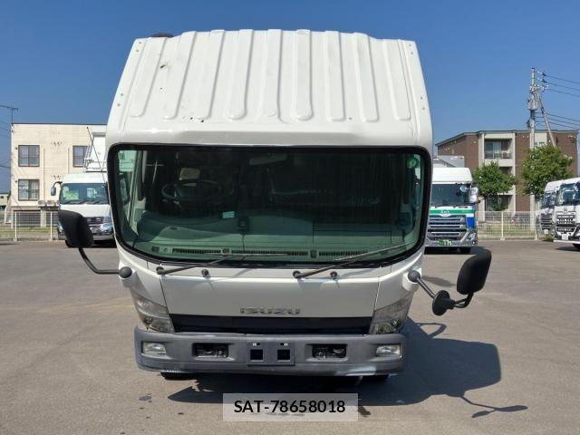Isuzu ELF TRUCK 2013-07 8335706-19