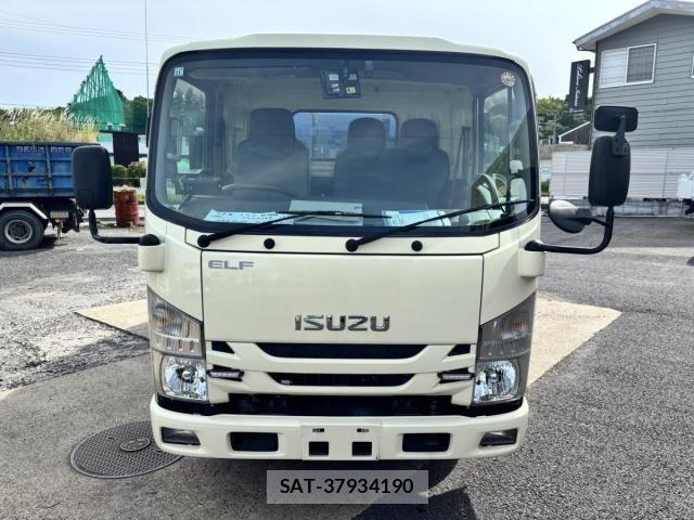 Isuzu ELF TRUCK 2017-11 8335688-1