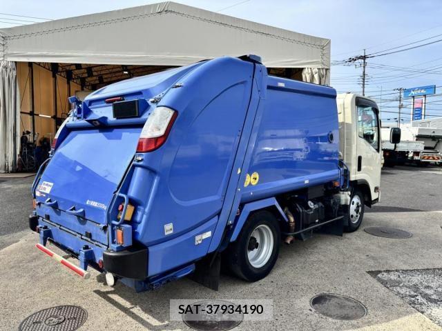 Isuzu ELF TRUCK 2017-11 8335688-4