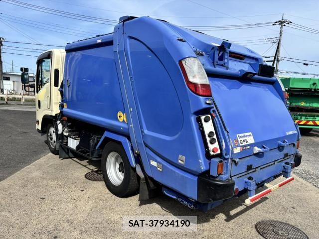 Isuzu ELF TRUCK 2017-11 8335688-6