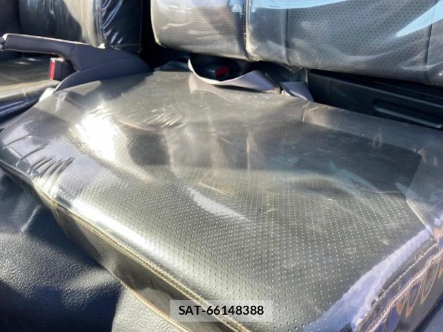 Isuzu ELF TRUCK 2012-08 8335682-20