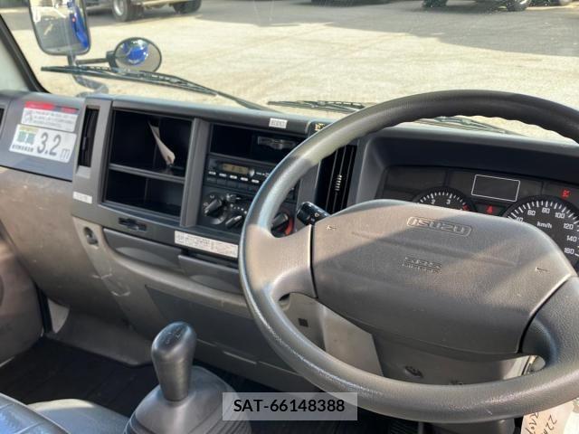 Isuzu ELF TRUCK 2012-08 8335682-21