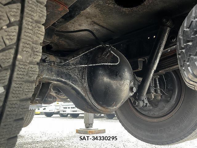 Isuzu ELF TRUCK 2000-09 8335705-18