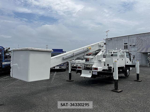 Isuzu ELF TRUCK 2000-09 8335705-8