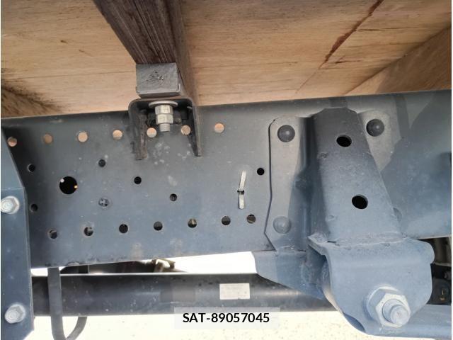 Isuzu ELF TRUCK 2014-12 8354385-15